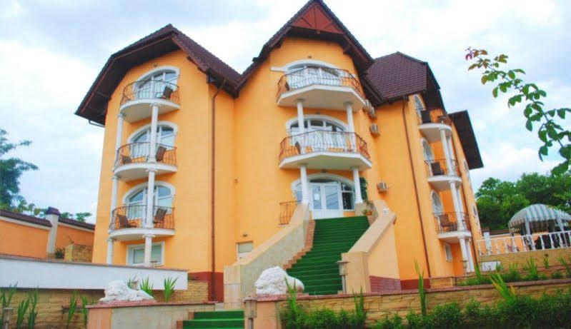 Shadow Boutique Hotel & Spa تشيسيناو المظهر الخارجي الصورة