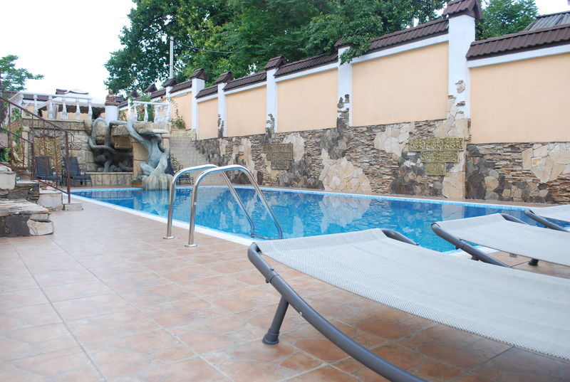 Shadow Boutique Hotel & Spa تشيسيناو المظهر الخارجي الصورة